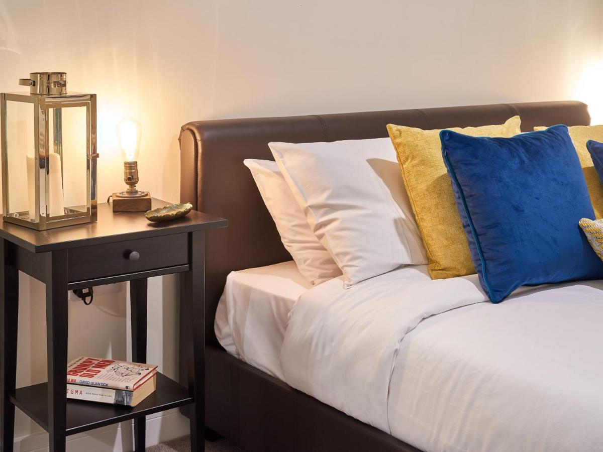 Two Bedroom Apartment By Jlj Apartments & Serviced Accommodation Birmingham - Mantella Lofts Exteriör bild