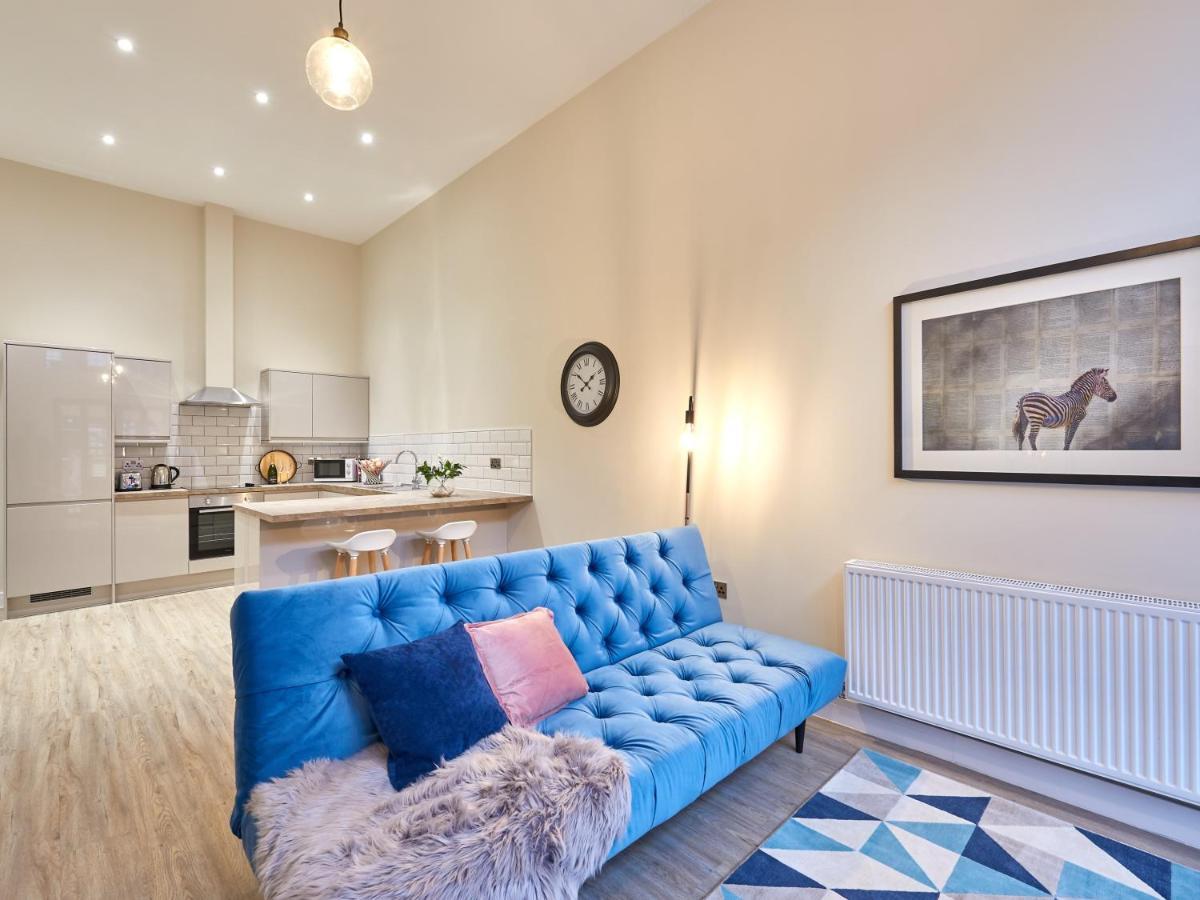 Two Bedroom Apartment By Jlj Apartments & Serviced Accommodation Birmingham - Mantella Lofts Exteriör bild