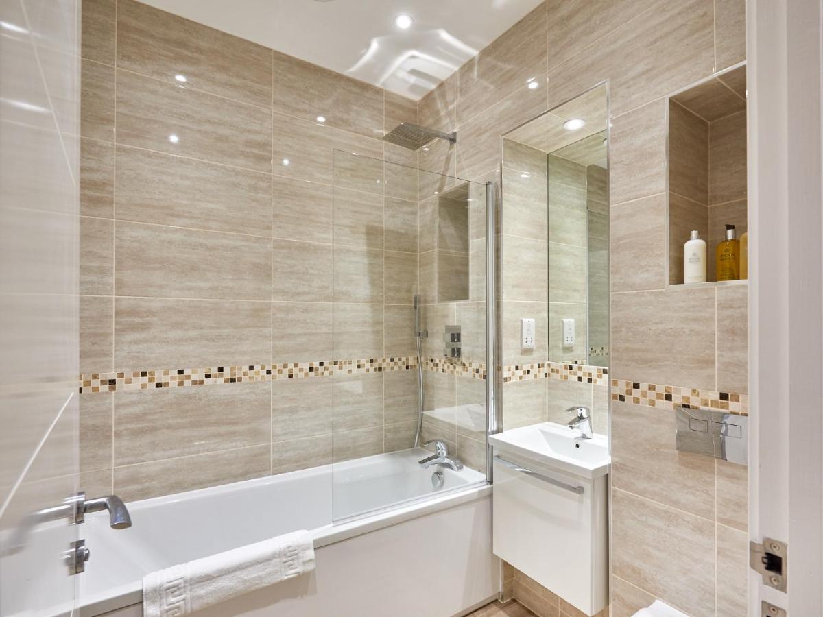 Two Bedroom Apartment By Jlj Apartments & Serviced Accommodation Birmingham - Mantella Lofts Exteriör bild